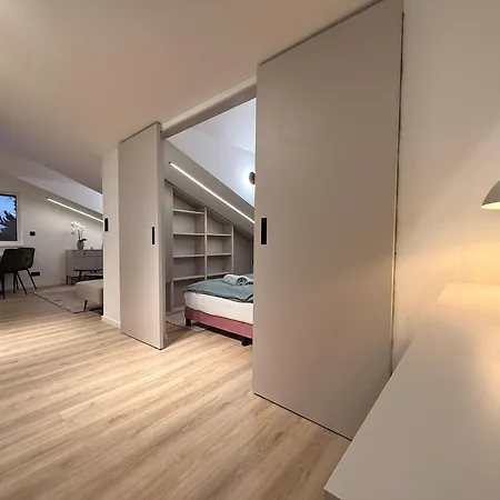 Adelia - Apartmanovy Dom Pinea - Adelita Nová Lesná